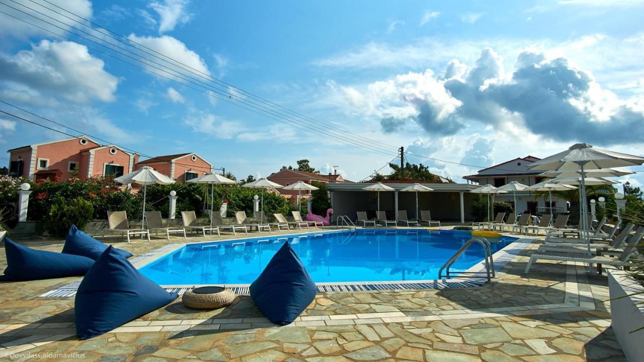Seaside Suites Kávos Exterior photo